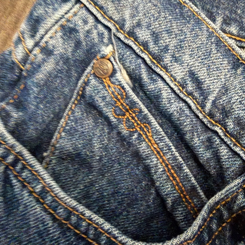 Plus size Wranglers - Picture 6 of 6